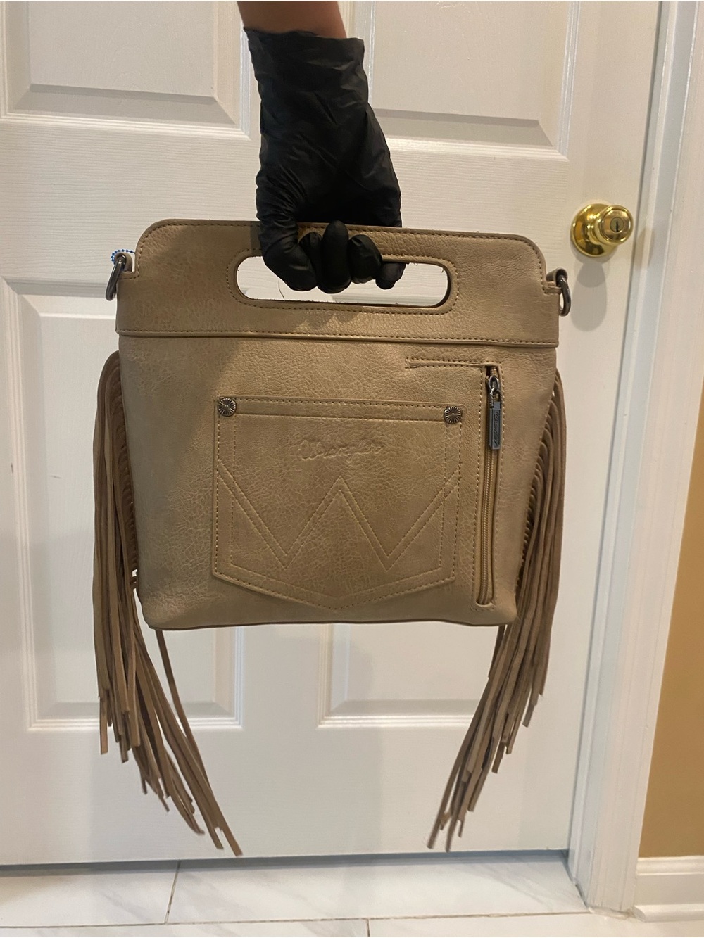 Wrangler Beige and Brown Fringe Embroidered Shoulder Bag - Picture 4 of 5
